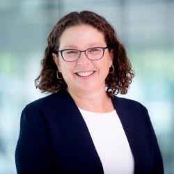 Margot Kushel